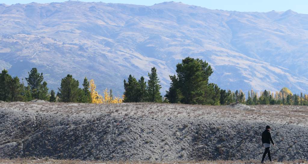 Clyde Alex River Track Image 3 copyright bennettandslater.co.nz