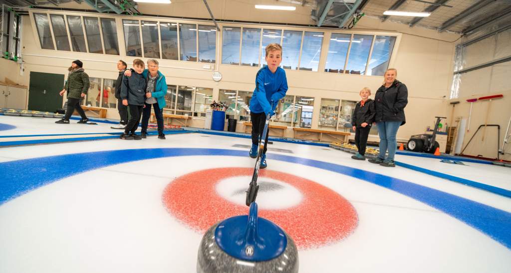 COTR NasebyCurlingFamily 004