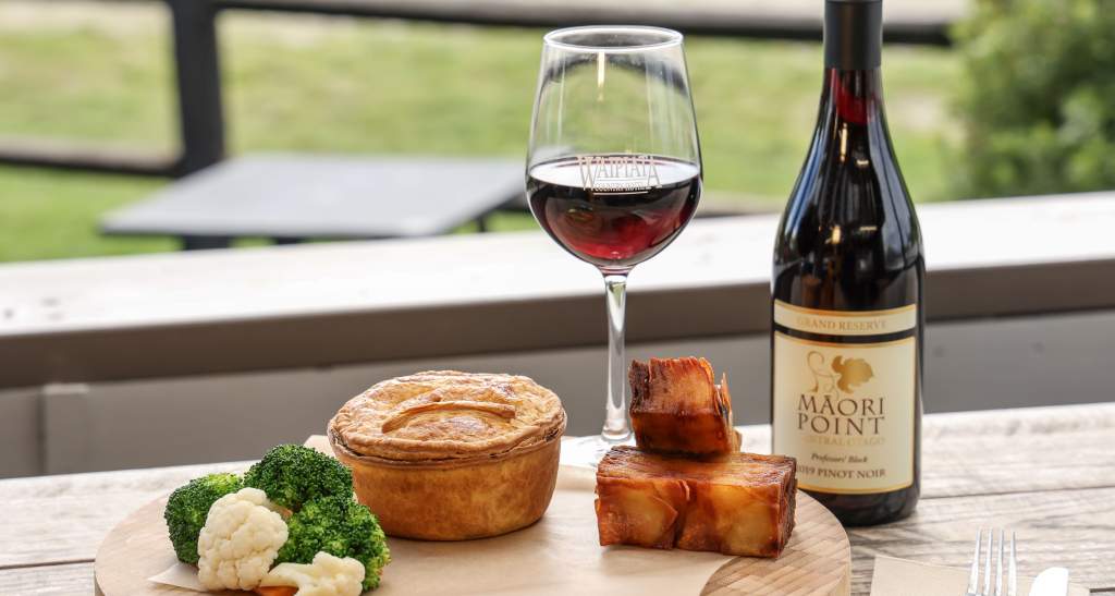 ETC23 Waipiata Country Hotel