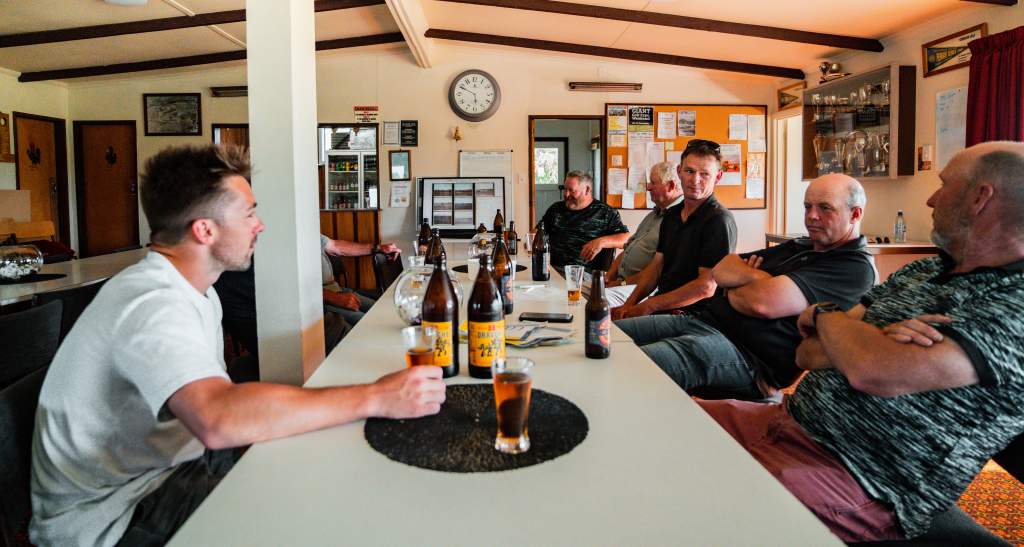 Golfing Omakau Golf Course Clubhouse