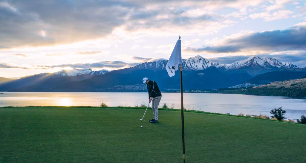 Golfing at jacks point Queenstown 2