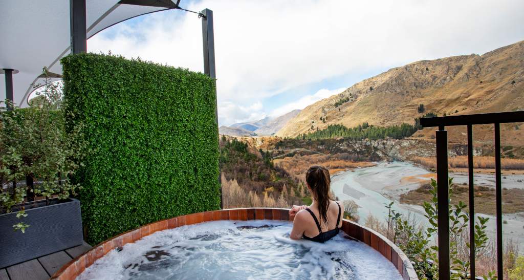 Winter onsen hot pools Queenstown 1